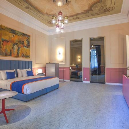 Heritage Hotel And Suites Tbilisi Exterior foto
