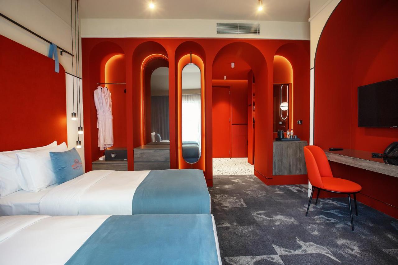 Heritage Hotel And Suites Tbilisi Exterior foto