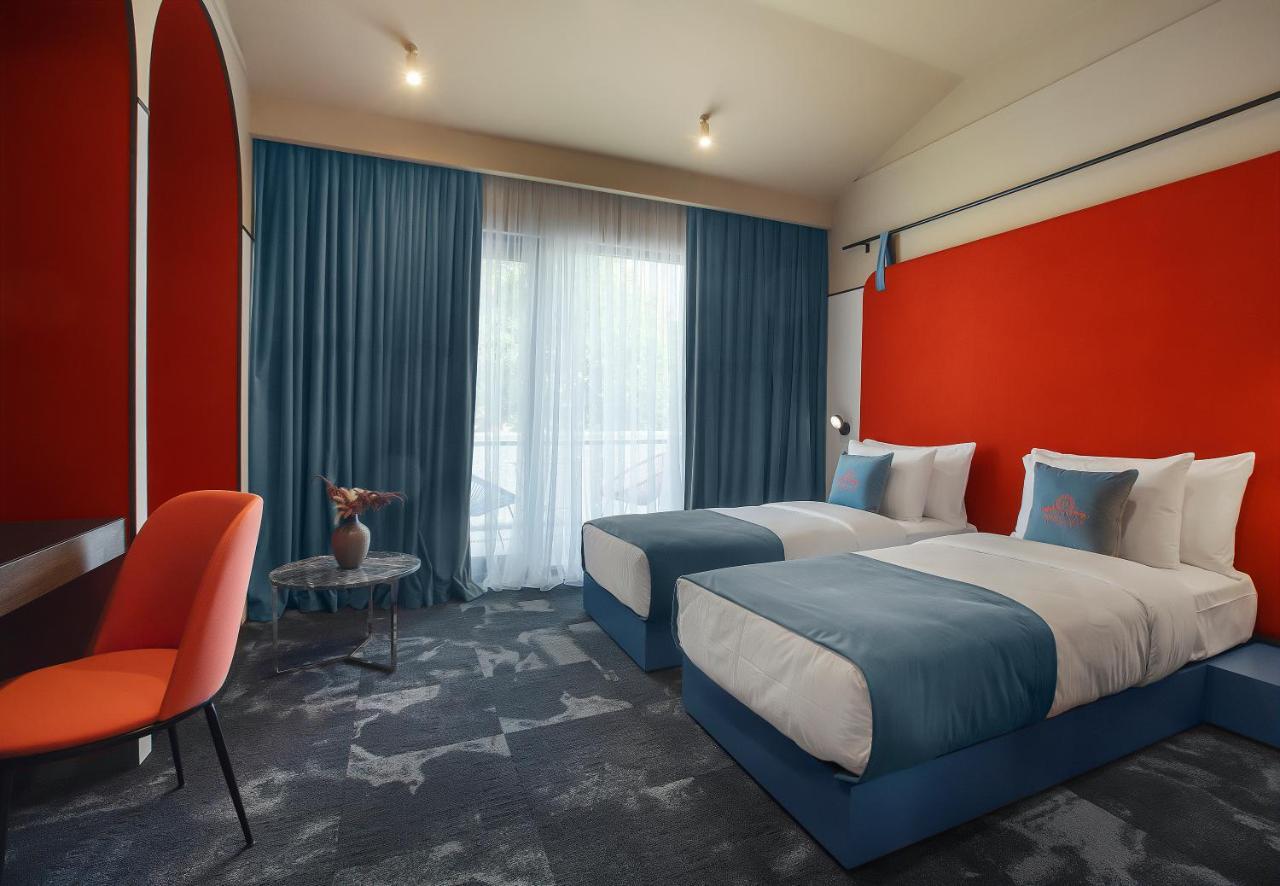 Heritage Hotel And Suites Tbilisi Exterior foto